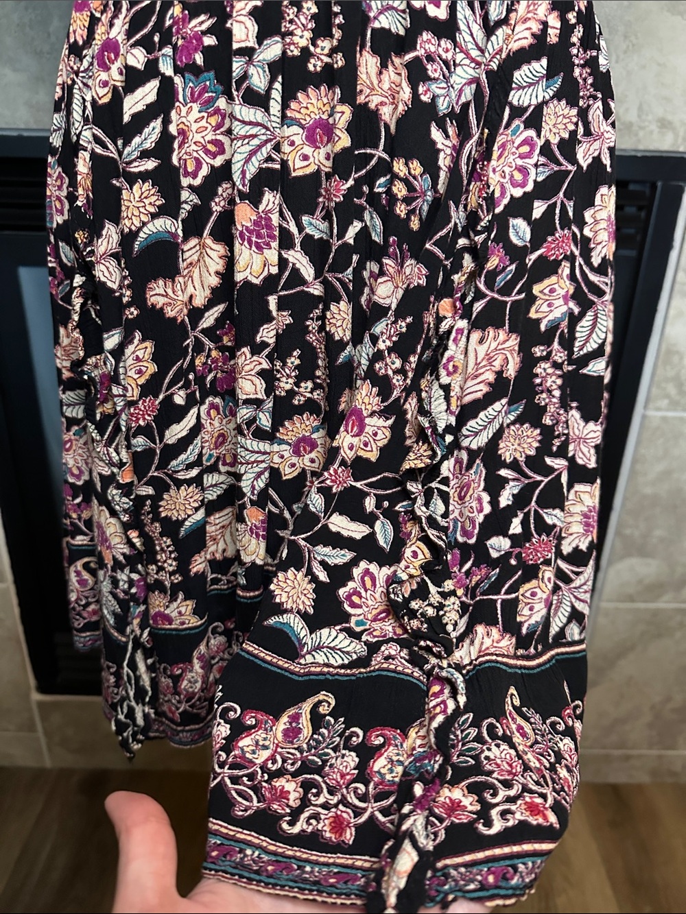 Angie Boho Floral V-Neck Mini Dress Size L Ruffle Flutter Sleeve Smocked Waist - Picture 7 of 8